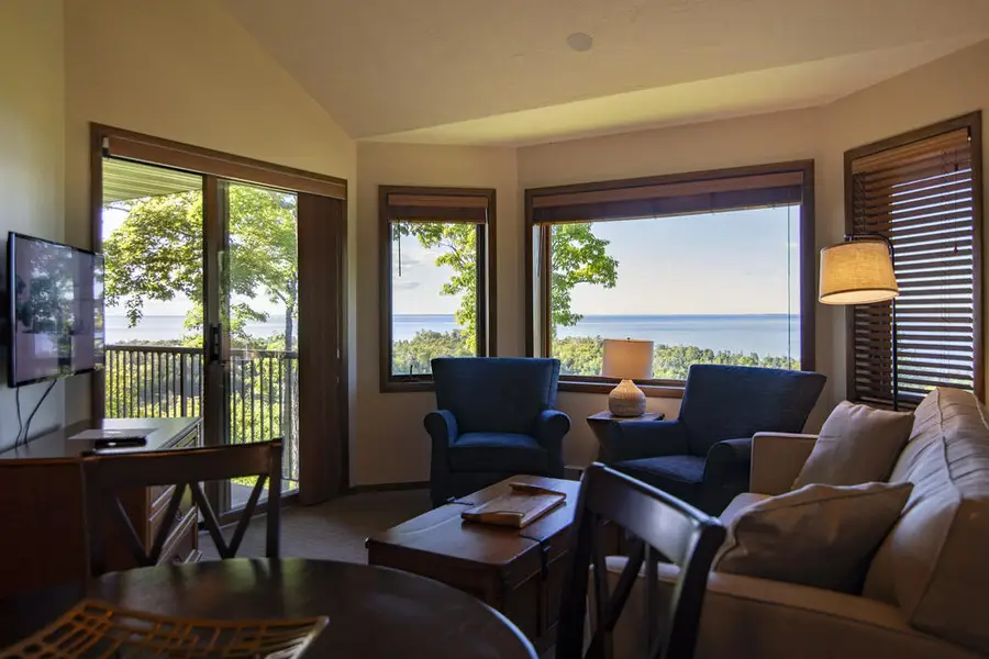 4908 Landmark Cir #1317, Egg Harbor, WI 54209 - #2