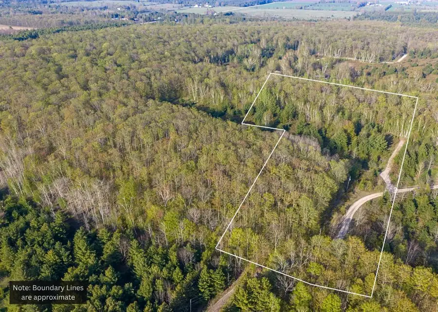 Lot 4 High Plateau Woods Ln, Gibraltar, WI 54202 - #2