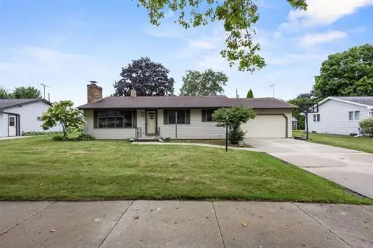 1203 2nd St, Kewaunee, WI 54216