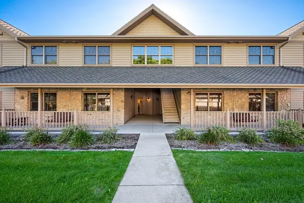 7779 Harbor Vista Rd #412, Egg Harbor, WI 54209