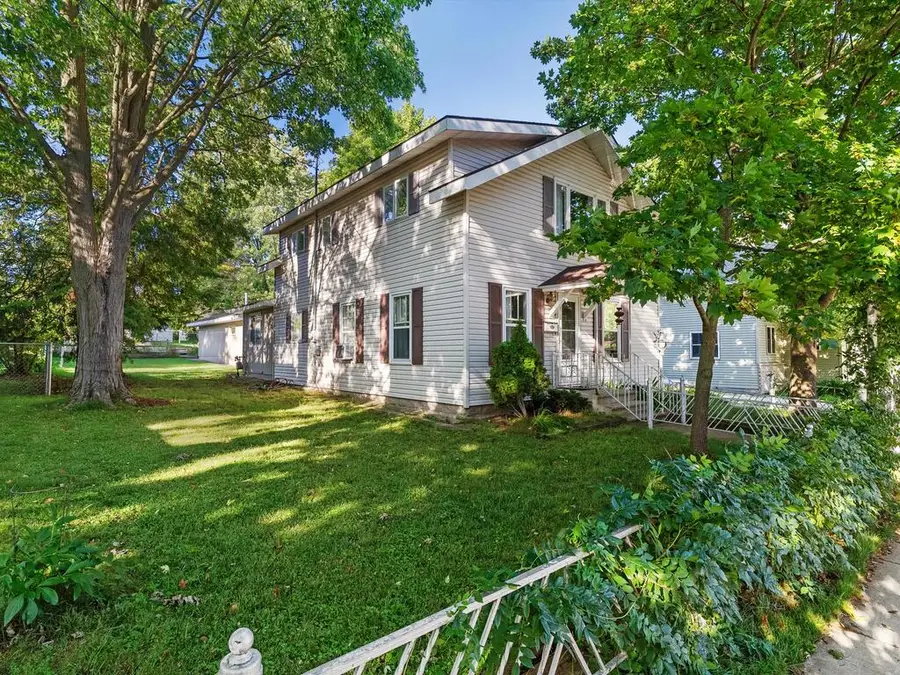 928 Quincy St, Sturgeon Bay, WI 54235 - #2