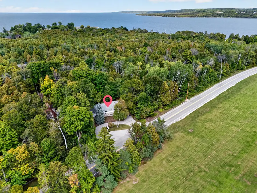 7643 Horseshoe Bay Rd, Egg Harbor, WI 54209 - #2