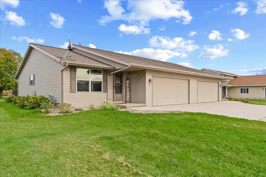418-420 Prairie Ln, Luxemburg, WI 54217 - #3