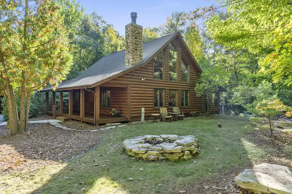 5922 Bluff Ledge Rd, Sturgeon Bay, WI 54235