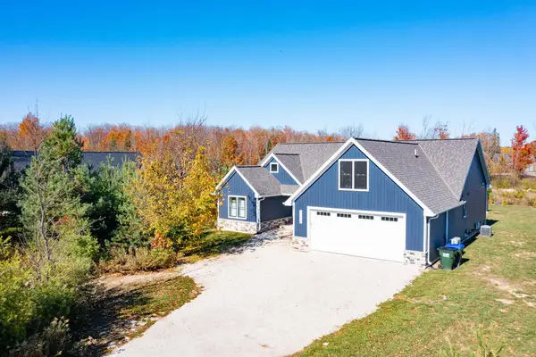 4284 Orchards Trail, Egg Harbor, WI 54209