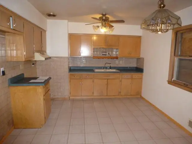 6122 W Stack DRIVE #6124, Milwaukee, WI 53219 - Image #2