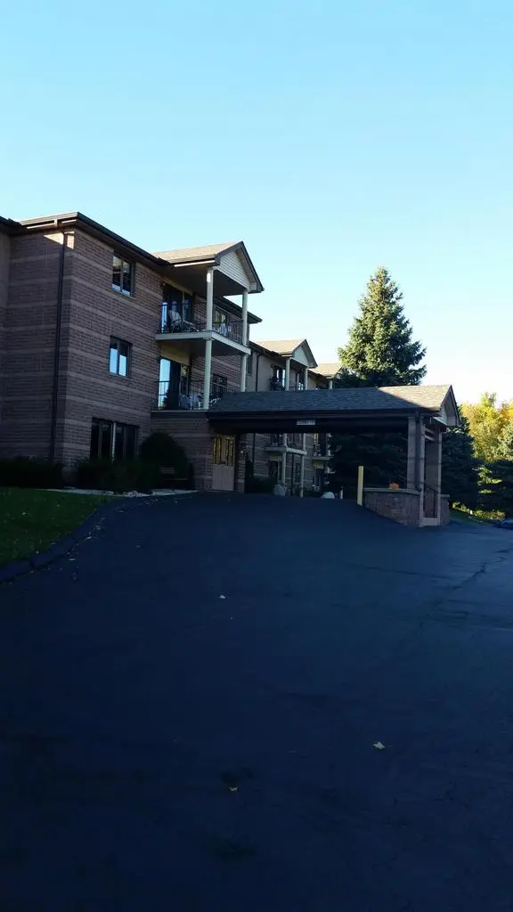 530 N Silverbrook DRIVE #108, West Bend, WI 53090 - #1