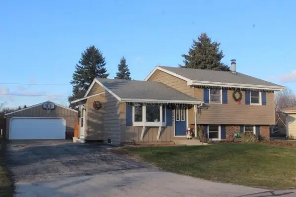 3424 Indian TRAIL, Racine, WI 53402