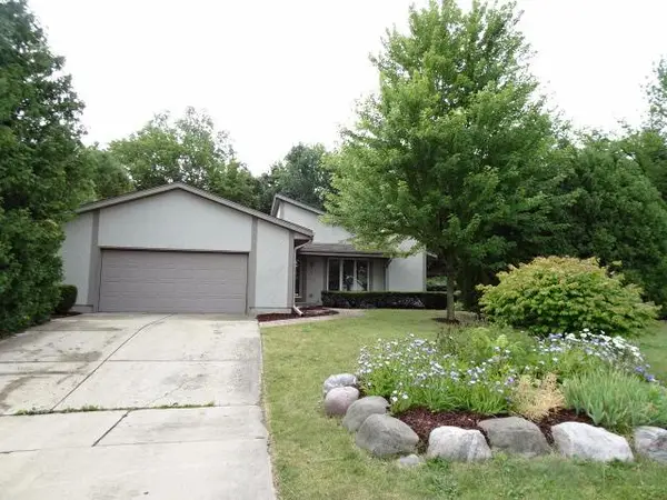 N81W18410 Freedom COURT, Menomonee Falls, WI 53051