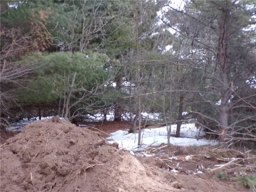 1664 Red Pine Court, Eau Claire, WI 54701 - Image #2