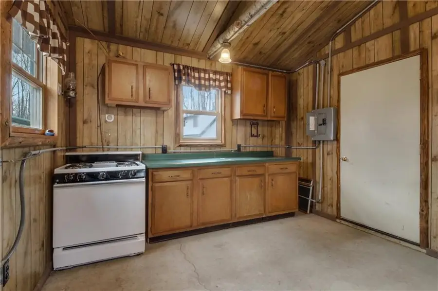 6549 Kaiser Road, Hawkins, WI 54530 - Image #2