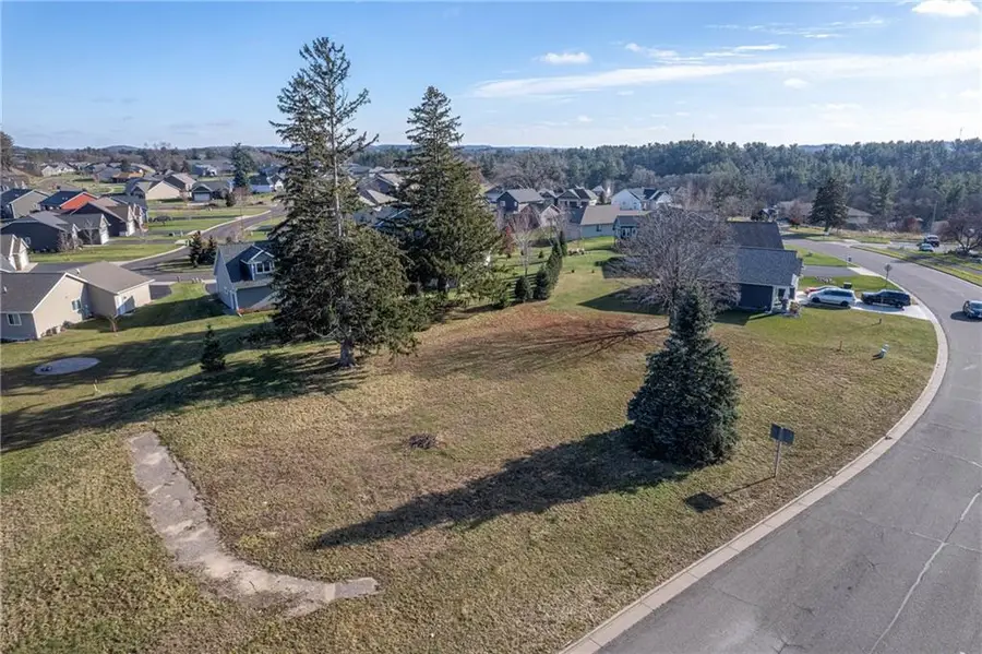 2364 St Andrews Drive, Altoona, WI 54720 - Image #3