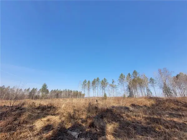 Near Knowles Road, Loretta, WI 54896