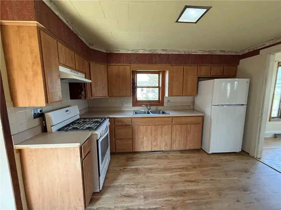 904 Railroad Avenue, Boyceville, WI 54725 - Image #3