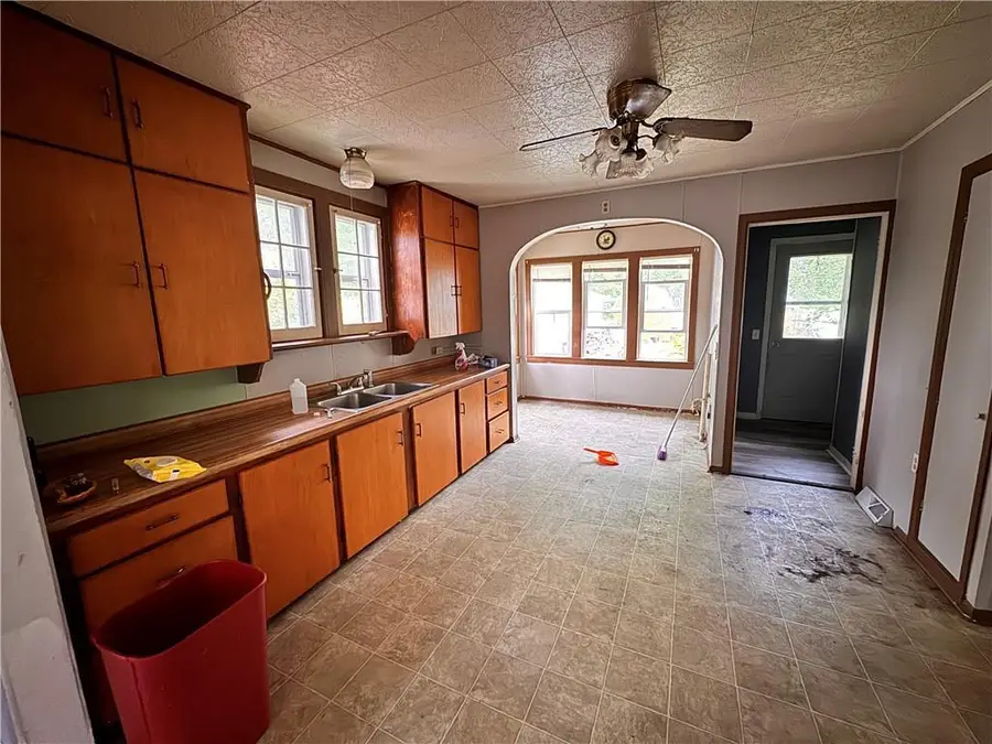 409 Poplar Street, Spooner, WI 54801 - Image #2