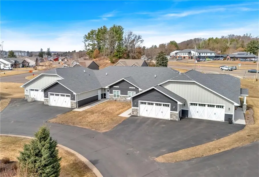 1364 Cypress Court, Altoona, WI 54720 - Image #2