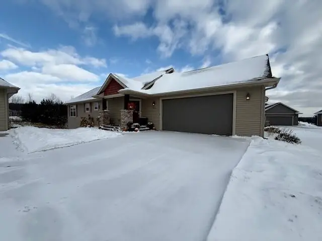 1843 Luke Place, Chippewa Falls, WI 54729 - Image #2