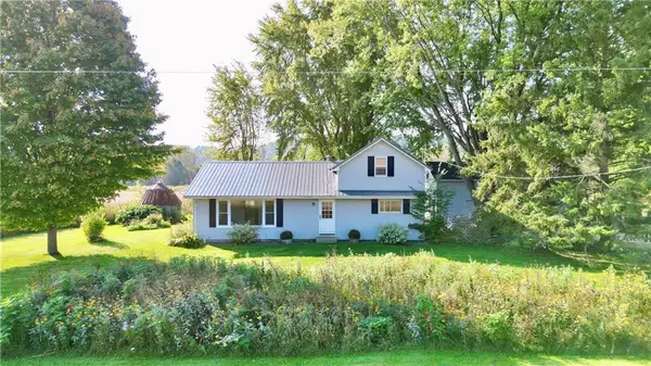W8539 County Road Z, Arkansaw, WI 54721