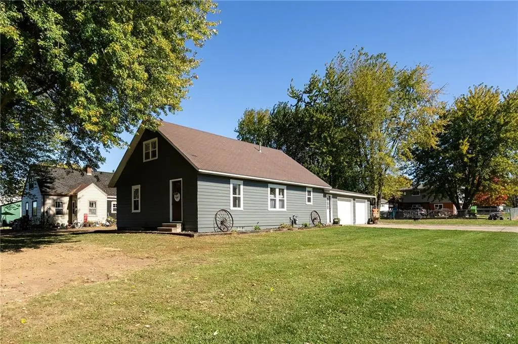 700 Washington Street, Thorp, WI 54771 - Image #1