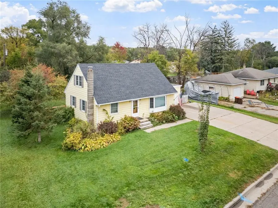 368 Young Street, Prescott, WI 54021 - Image #2