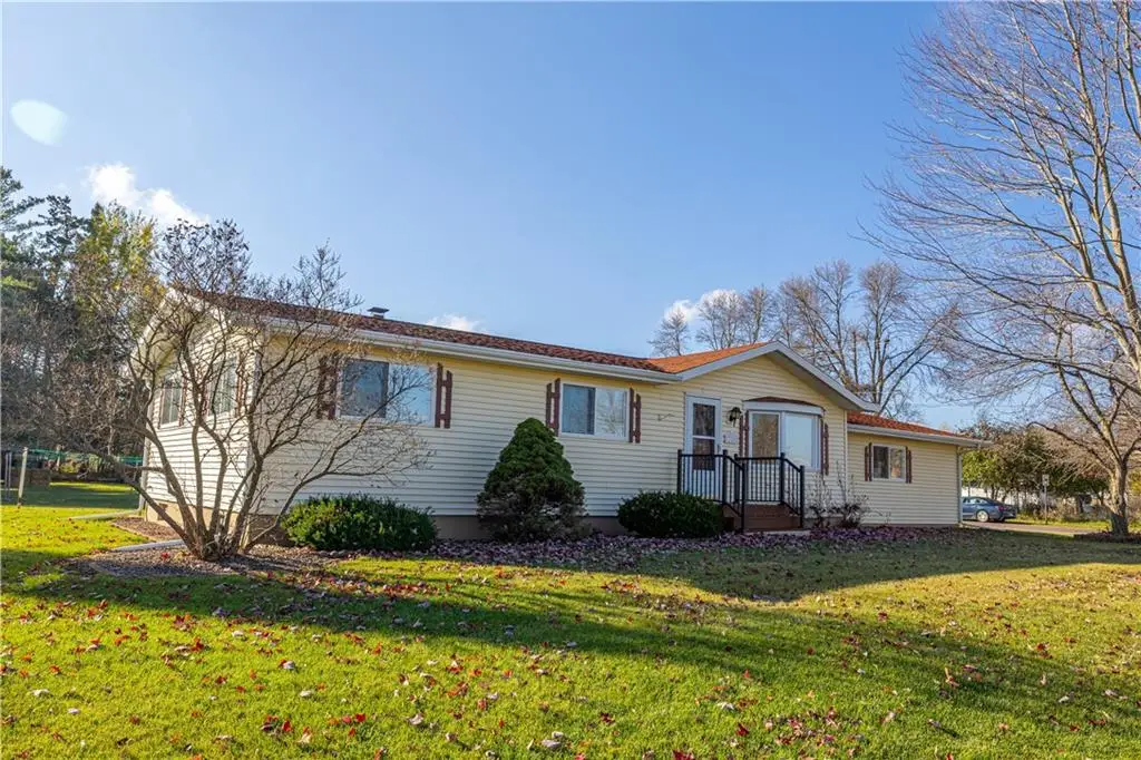 720 Summit Ave, Ladysmith, WI 54848 - Image #1