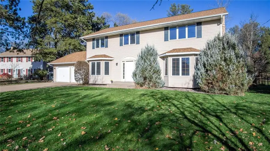 3335 Westover Lane, Eau Claire, WI 54701 - Image #2