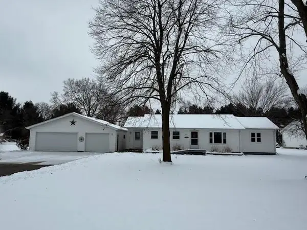 5217 E Hamilton Avenue, Eau Claire, WI 54701
