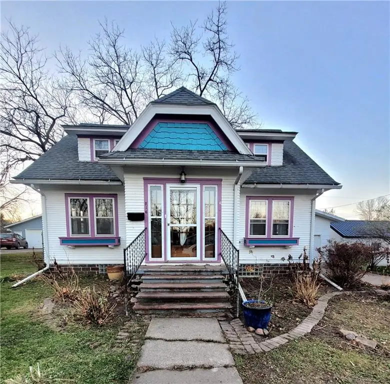 216 Hewett Street, Neillsville, WI 54456 - Image #2