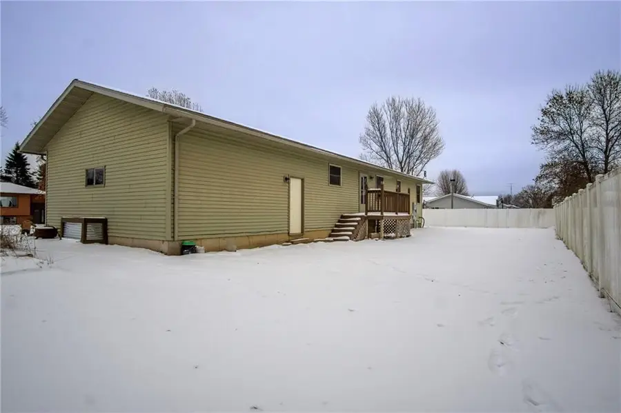 2210 W 26th Avenue, Bloomer, WI 54724 - Image #3