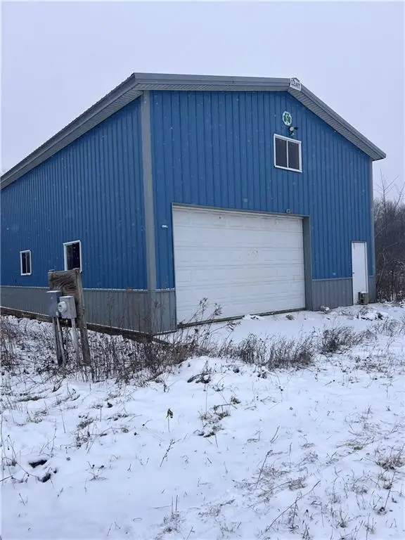 52 40th Street, Clear Lake, WI 54005