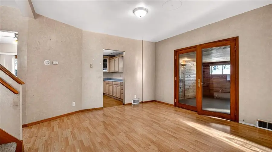 623 E Miner Avenue, Ladysmith, WI 54848 - Image #2