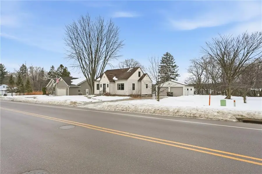 4903 Jeffers Road, Eau Claire, WI 54703 - Image #3