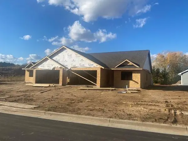 5119 Maple Leaf Path, Eau Claire, WI 54703