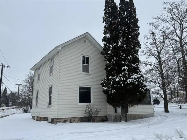 803 Jefferson Avenue, Chippewa Falls, WI 54729