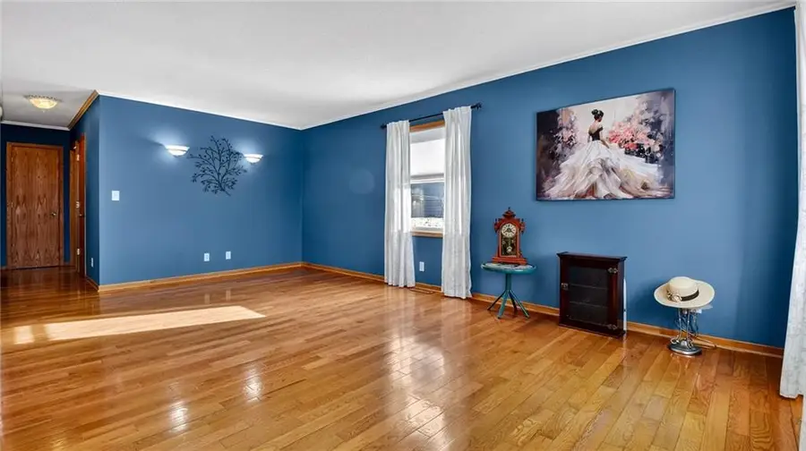 3231 Oakland Street, Eau Claire, WI 54703 - #3