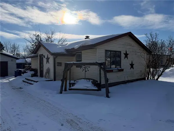 322 6th Avenue, Shell Lake, WI 54871