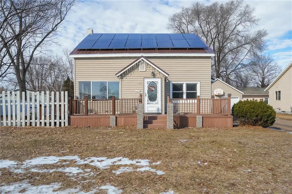 1715 SE 2nd Avenue, Menomonie, WI 54751 - #1