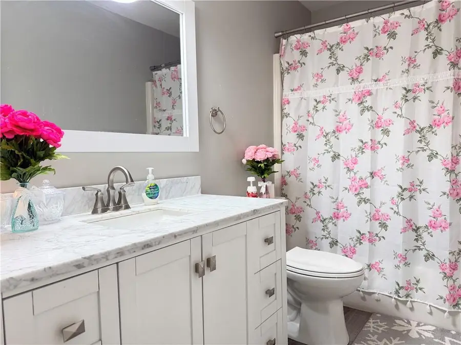 1712/1714 Chumas Drive #2, Eau Claire, WI 54701 - #3