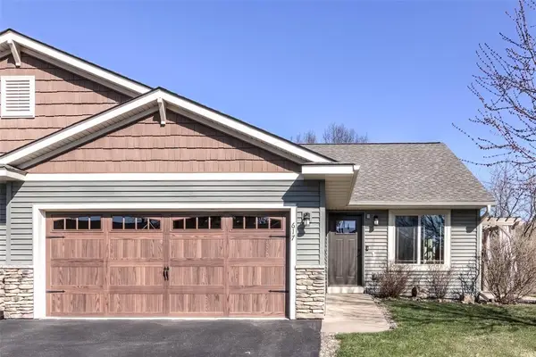 617 Blue Karner Drive, Altoona, WI 54720