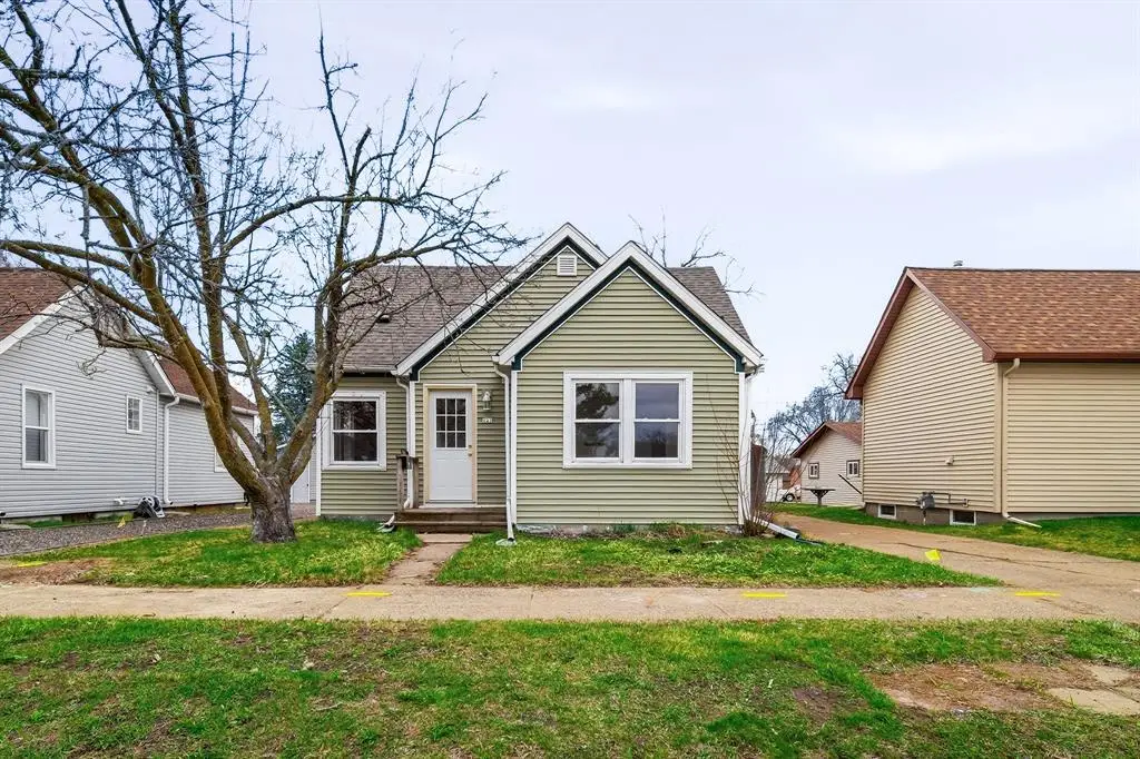 227 Phipps Avenue, Rice Lake, WI 54868 - #1