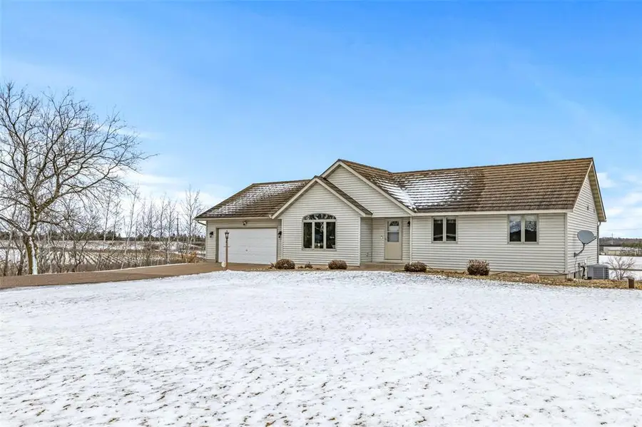 16415 50th Ave, Chippewa Falls, WI 54729 - #2