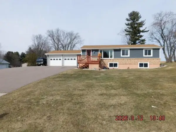 502 E Begley Street, Greenwood, WI 54437