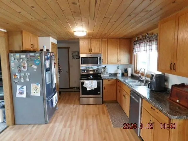 502 E Begley Street, Greenwood, WI 54437 - #2