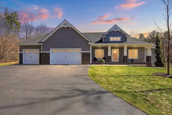 977 McGregor Drive, Eau Claire, WI 54703