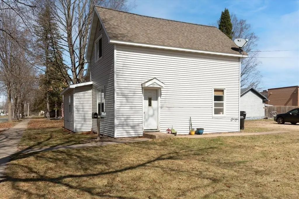 1520 8th Street #1 & 2, Menomonie, MN 54751 - #1