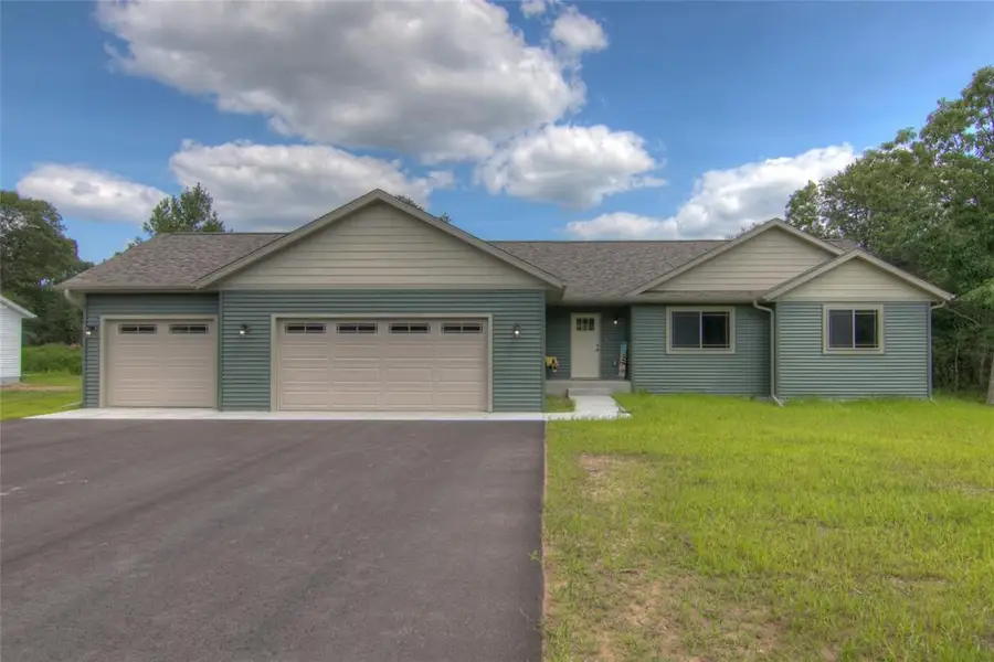 11401 36th Avenue, Chippewa Falls, WI 54729 - #2