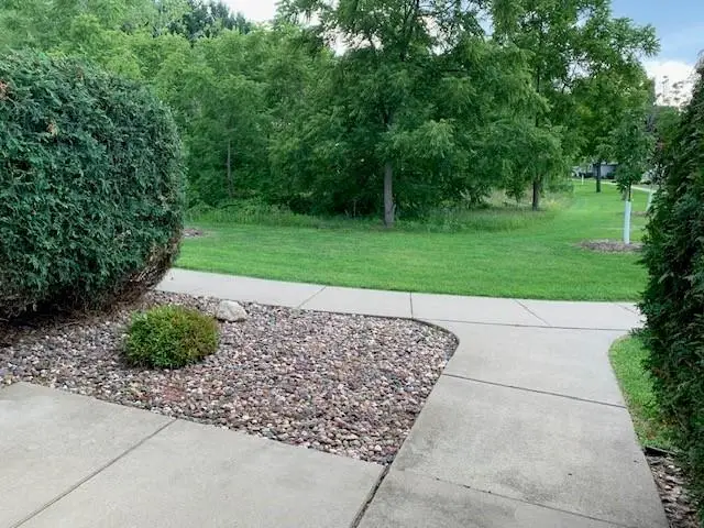 3312 Robin Meadows Lane #3312, Eau Claire, WI 54701 - #2