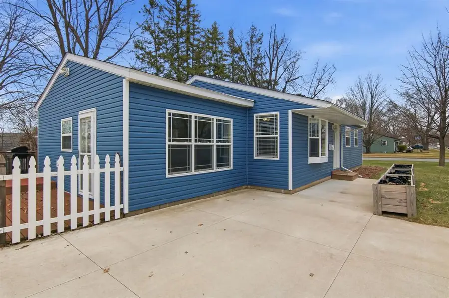 211 11th Street, Altoona, WI 54720 - #2