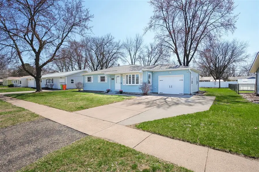 2527 Lynn Avenue, Altoona, WI 54720 - #2