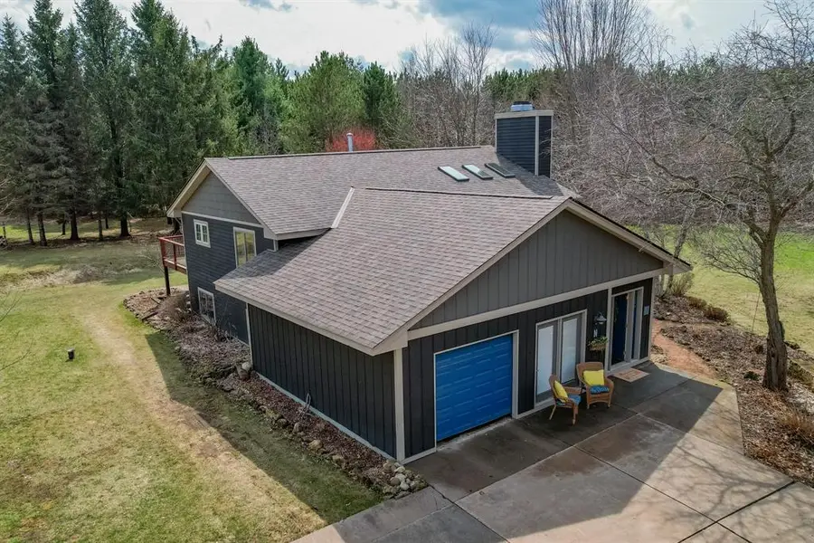 1549 Twin Springs Road, Houlton, WI 54082 - #2